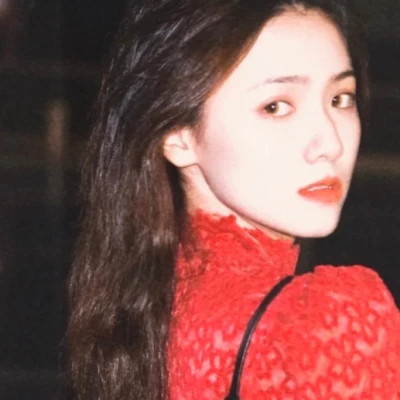女生头像ins复古港风