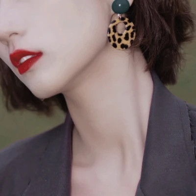 港风女头像图片复古文艺高清