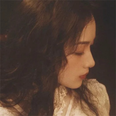 女生港系复古的头像图片