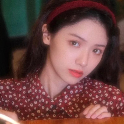女生港系复古的头像图片