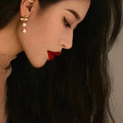 女生港系复古的头像图片
