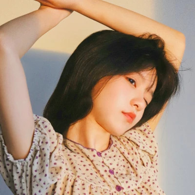 唯美女生头像港风ins复古图片