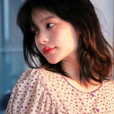 唯美女生头像港风ins复古图片