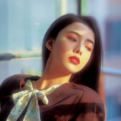 唯美女生头像港风ins复古图片
