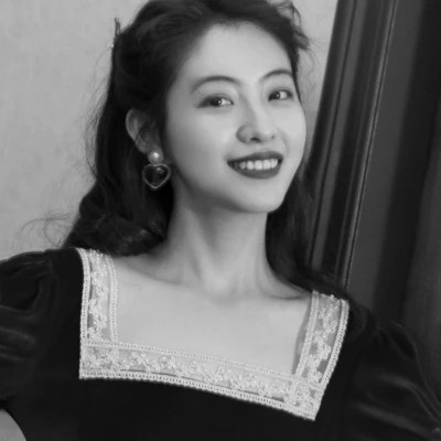 黑白港风气质女头图片