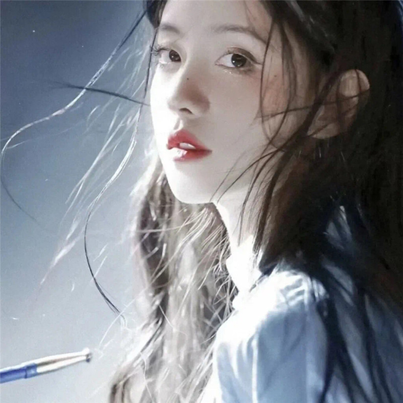 微信真人氛围感女头图片