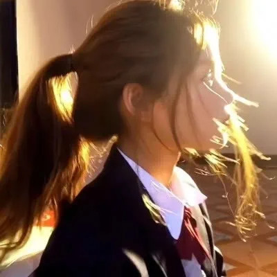 唯美温柔干净高级氛围感女头图片