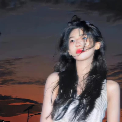 唯美温柔干净高级氛围感女头图片