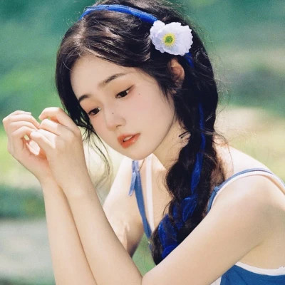 唯美温柔干净高级氛围感女头图片
