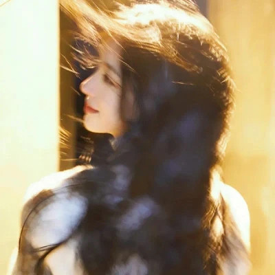 唯美温柔干净高级氛围感女头图片
