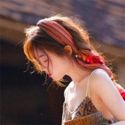 唯美温柔干净高级氛围感女头图片