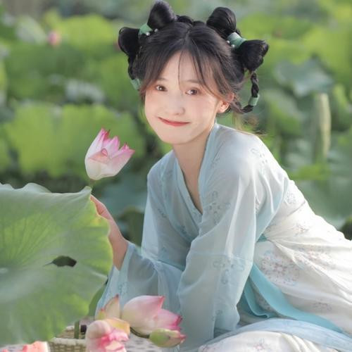 2025最新清新美丽女生头像图片