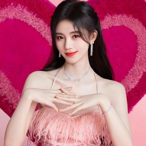 一眼就心动惊艳的女生头像图片