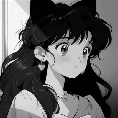 二次元黑白头像女
