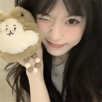 美女真实素颜微信头像