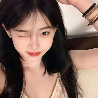 美女真实素颜微信头像