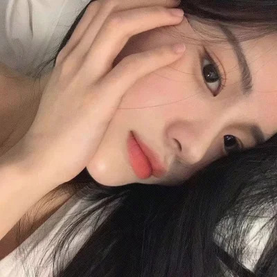 美女真实素颜微信头像
