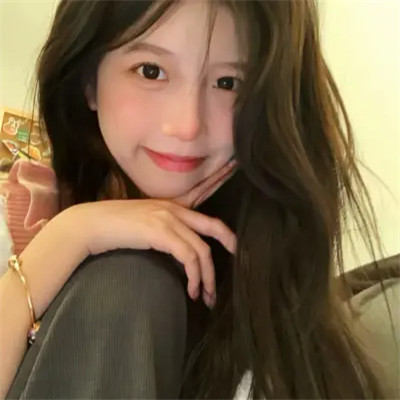 美女真实素颜微信头像