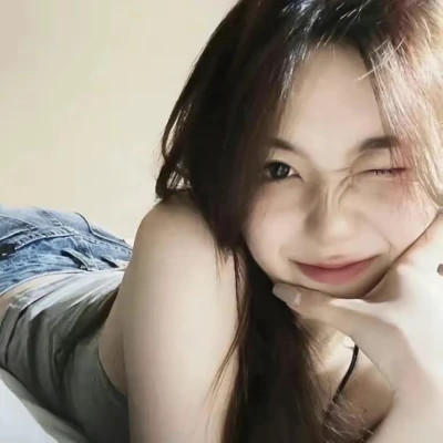 美女真实素颜微信头像