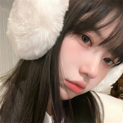 美女真实素颜微信头像