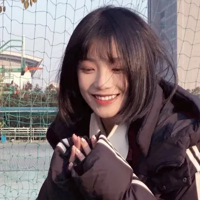 适合网恋的真人照片头像