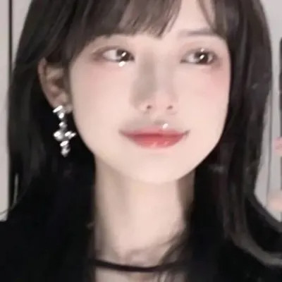 好看的女生真人头像图片