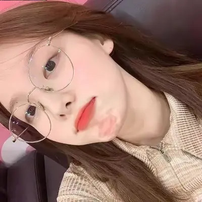 好看的女生真人头像图片