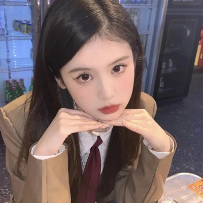 好看的女生真人头像图片