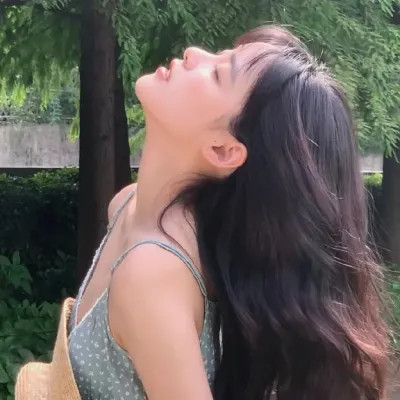 独一无二微信真人女头图片