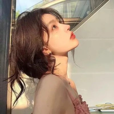 独一无二微信真人女头图片