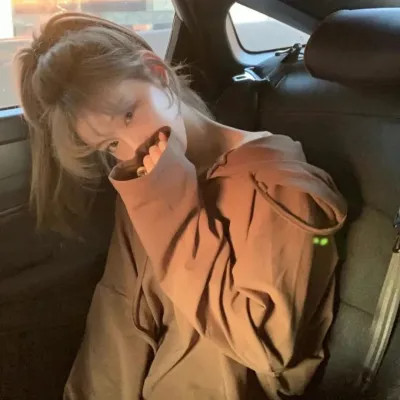 独一无二微信真人女头图片