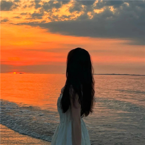 唯美惊艳的女生头像背影图片