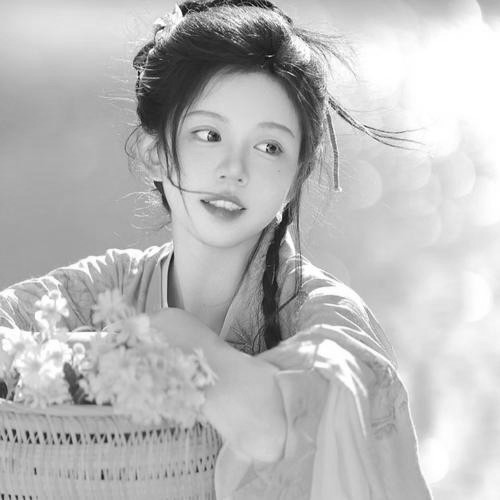 古风黑白女生头像图片