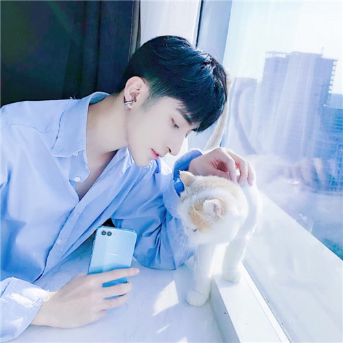 自信乐观阳光帅气大男孩头像图片