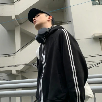 男生帅气简单耐看头像图片