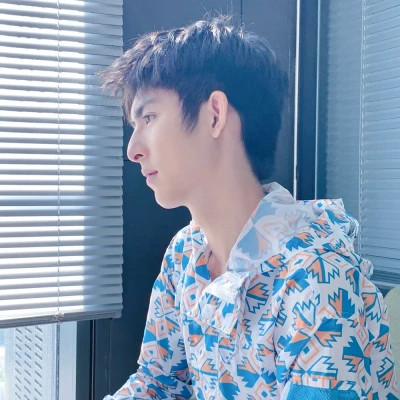 2025年微信最潮真人男头图片