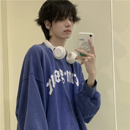 2025爆火头像男