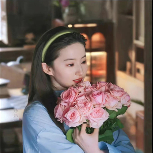 2025年最好运气头像女