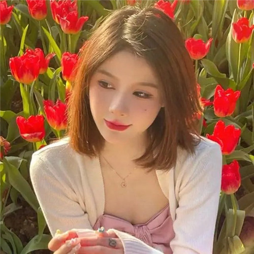 唯美清新真人郁金香女生头像图片