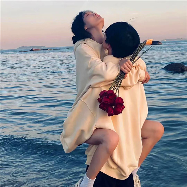 稀少好看的真人情头图片