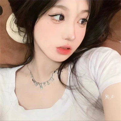 最新女生微信头像真人