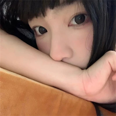 新颖女生微信头像真人