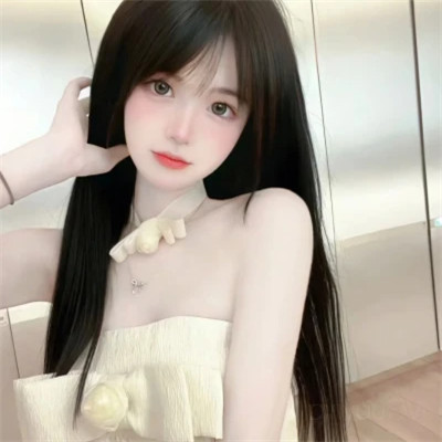 新颖女生微信头像真人