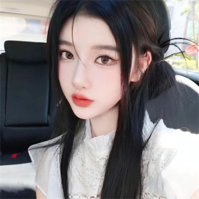 新颖女生微信头像真人