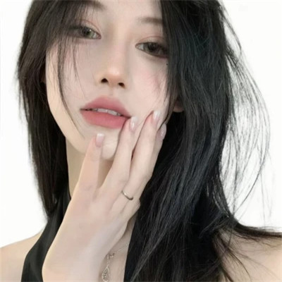 2025最新最热女生微信头像真人