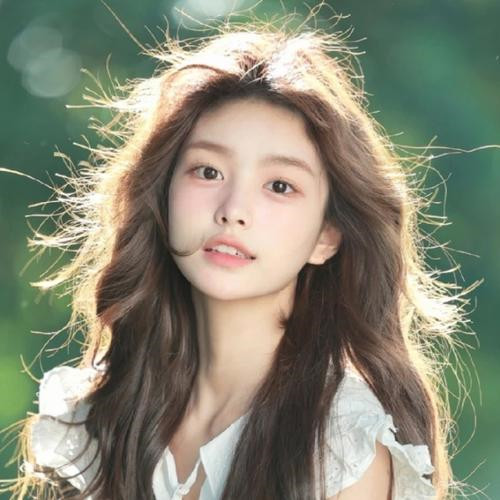 2025年最流行的女生头像