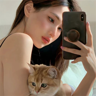 最新的2025女头像