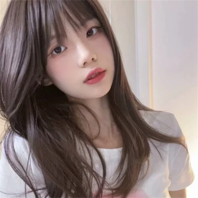 最新的2025女头像