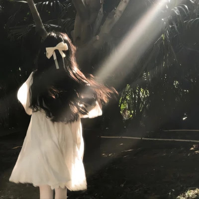 ins女生头像真人小众