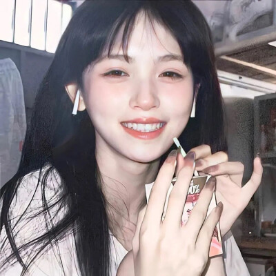 ins女生头像真人小众